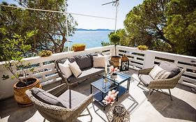 Zadar Center Beach Apartment - DIRECTLY ON THE SEA